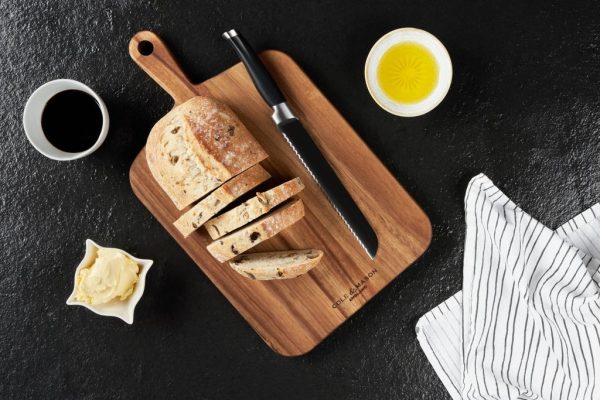 31531 – Cole & Mason Barkway Acacia Medium Chopping Board – LS3