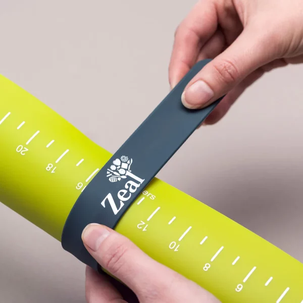 zeal-n174_silicone-pastry-mat-in-lime_clasp-open_900x900