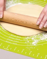 zeal-n174_silicone-pastry-mat-in-lime_measurements-detail_900x900