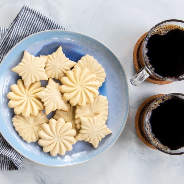 01237_beauty_pleated_cookies_with_coffee__81109.1617722793.1280.1280