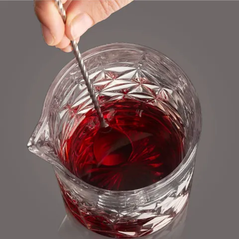 Vacu Vin Cocktail Mixing Glass - Image 2